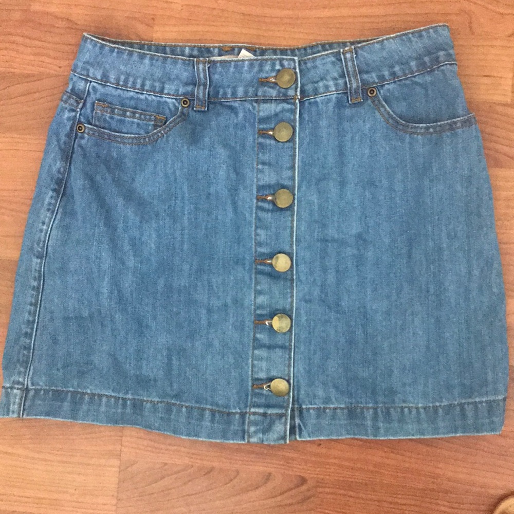 F21 | Button up Denim Skirt